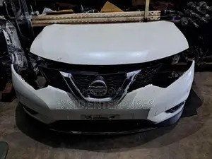Nissan X trail front shell (HT32)