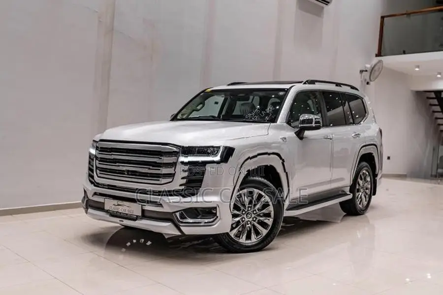 Toyota Land Cruiser ZX 2025