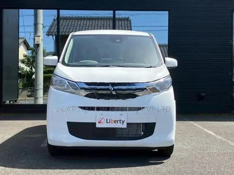 Mitsubishi eK Wagon M 2026