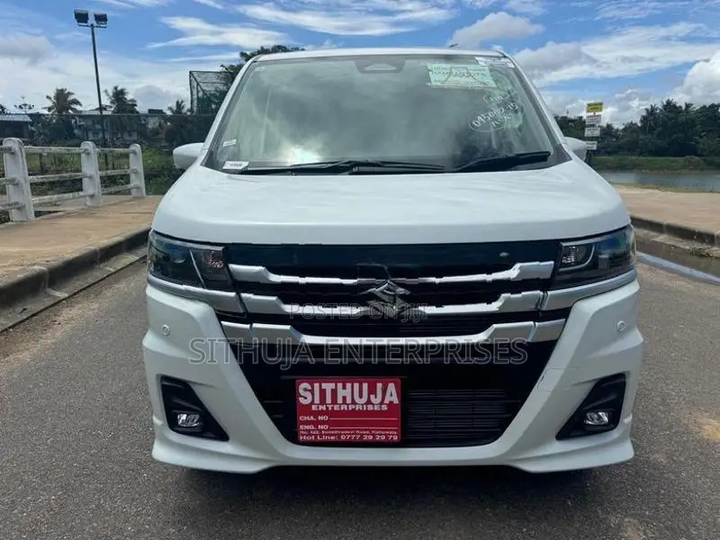 Suzuki Wagon R ZX Hybrid diamond wheel 2026