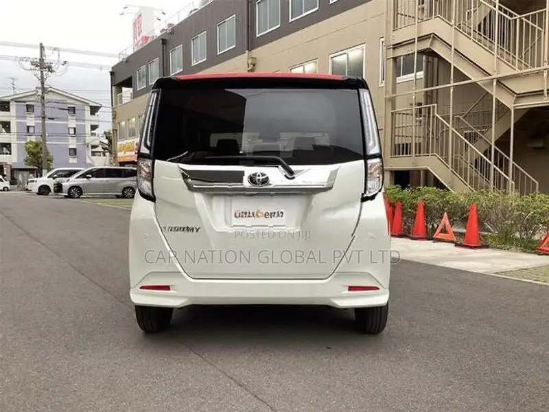 Toyota Roomy Custom G 2026