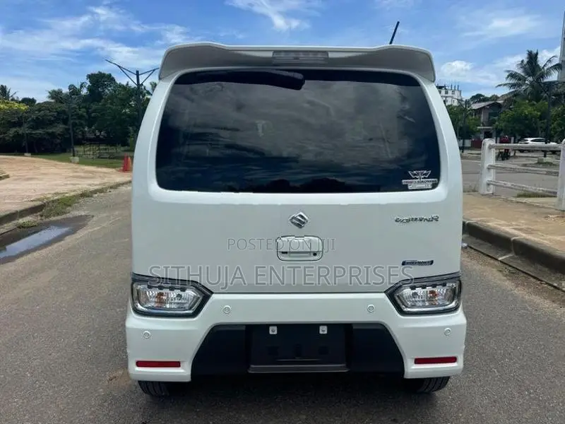 Suzuki Wagon R ZX Hybrid diamond wheel 2026