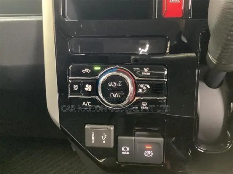 Toyota Roomy Custom G 2026