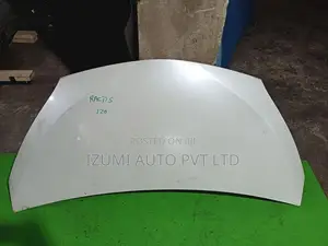 Toyota Ractics 120 Bonnet