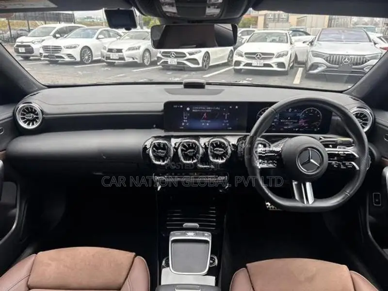 Mercedes Benz CLA 180 AMG Line Black Editi 2025