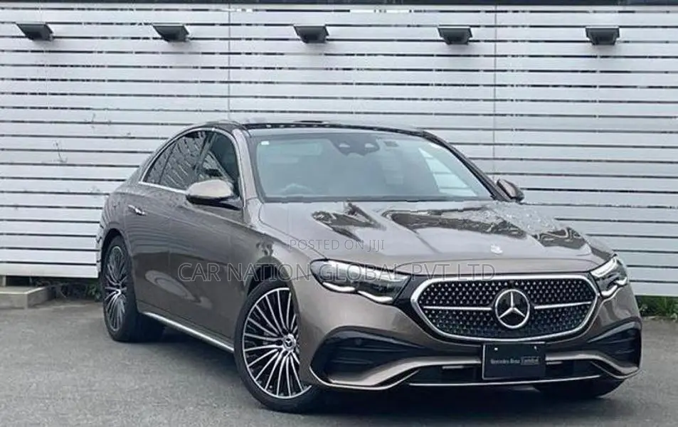 Mercedes Benz E300 Exclusive AMG Line 2025