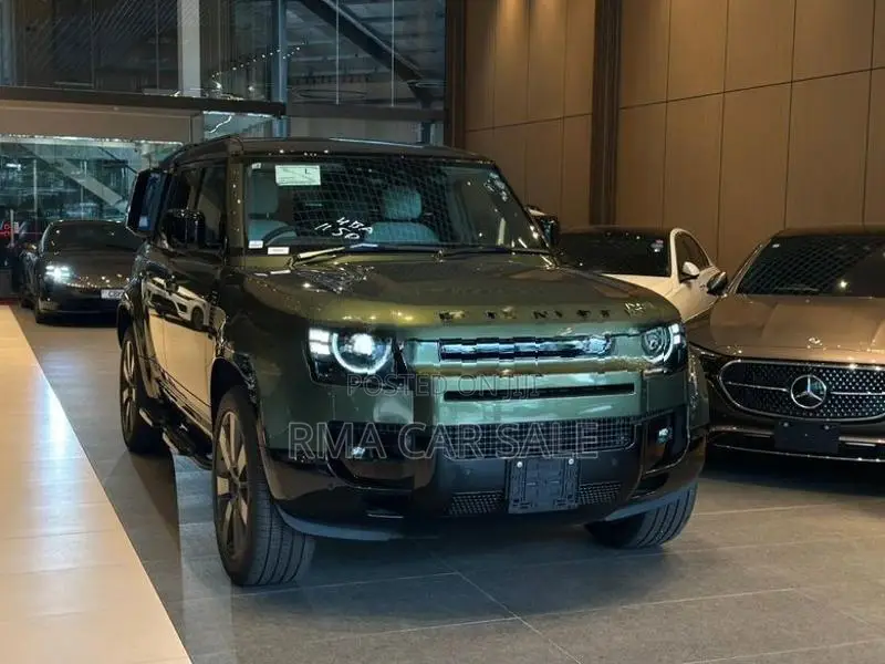 Land Rover Defender P300e HSE(26 model) 2025