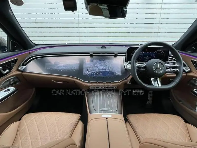 Mercedes Benz E300 Exclusive AMG Line 2025