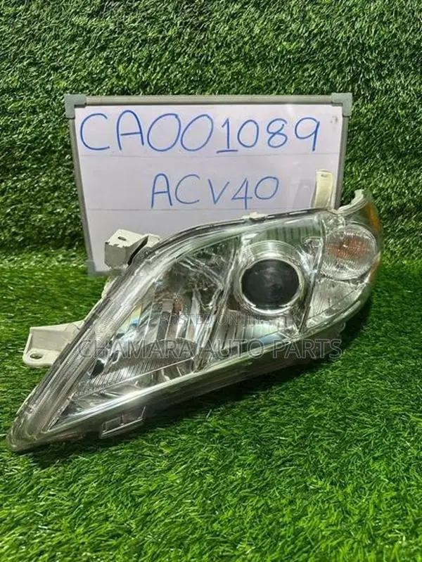Toyota Camry (ACV-40/2008) Head Light