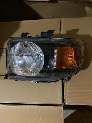 Toyota Landcriuser 79 Box Prado CHOGM Anniversary Headlight