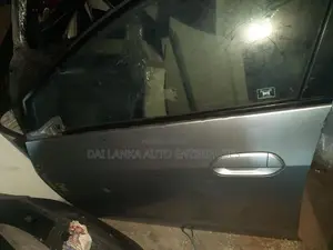 Honda Insight Door panel