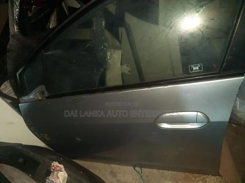 Honda Insight Door panel