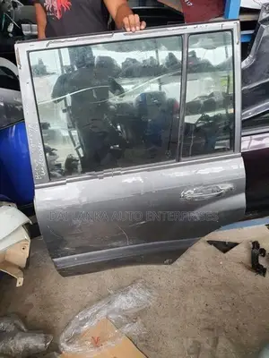 Toyota Landcriuser 100 Sahara 105 Door Panel