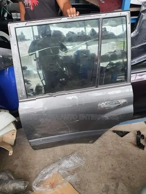 Toyota Landcriuser 100 Sahara 105 Door Panel