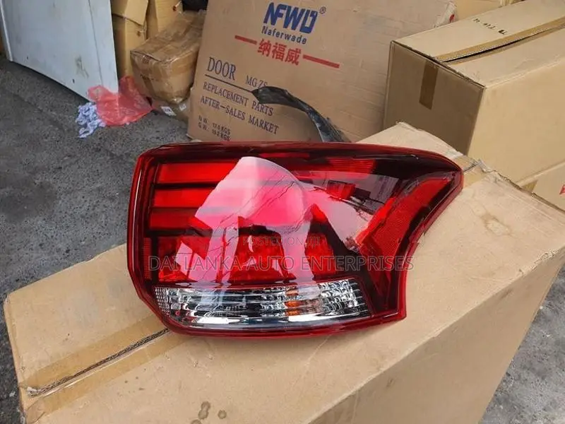 Mitsubishi Outlander Tail Light