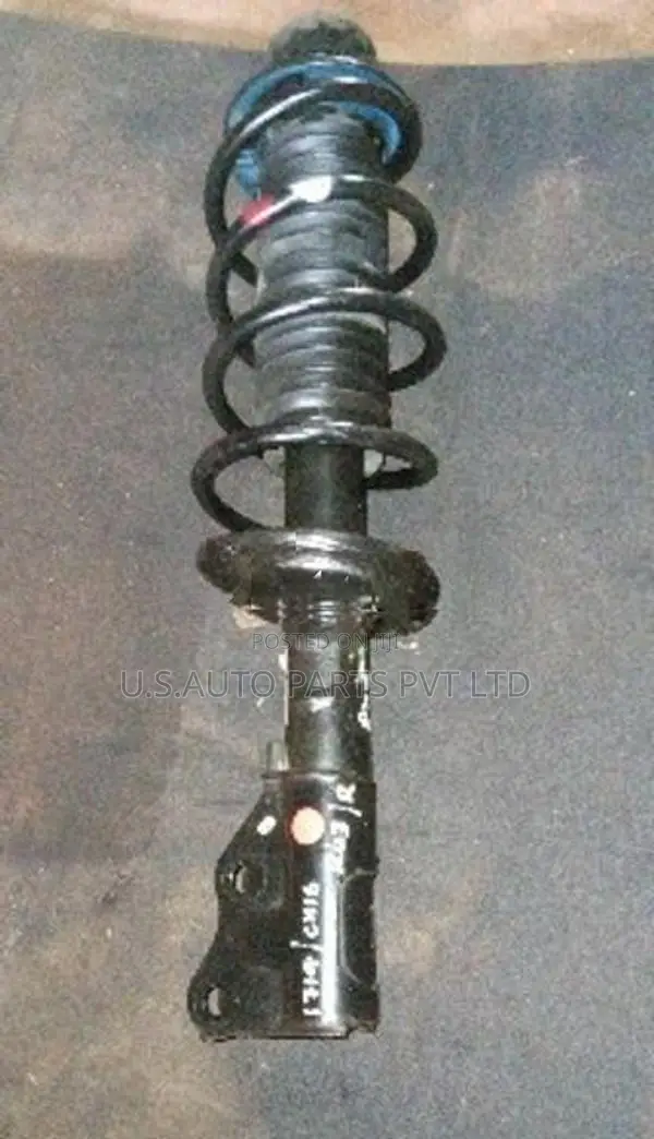 Honda Vezel RU3 Front Shock With Mount L/R