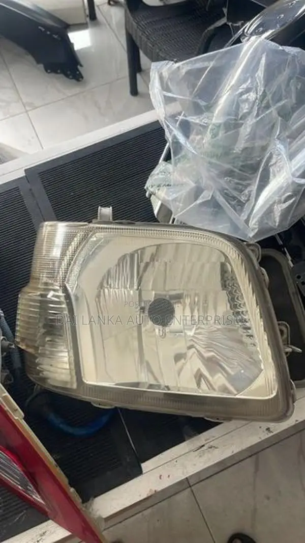 Daihatsu Hijet S320 headlight