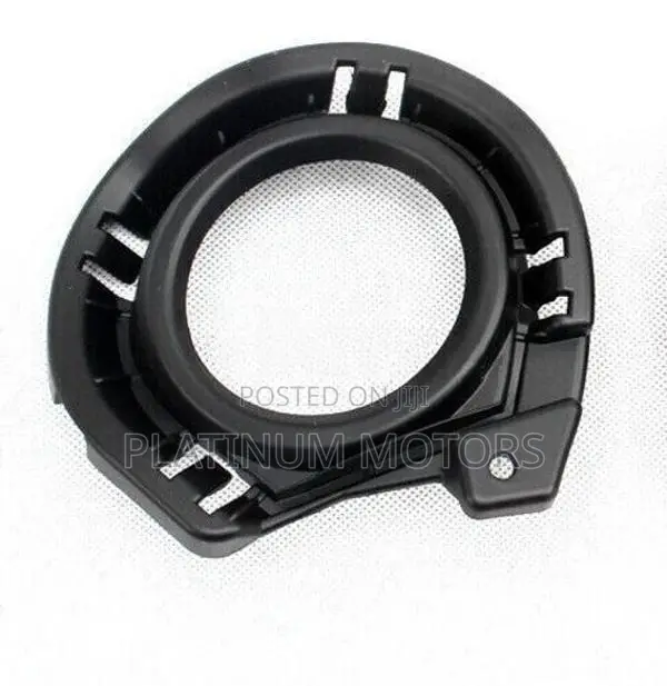 165 Axio Fog Lamp Cover