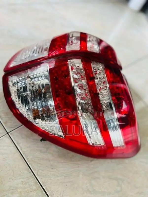 Toyota ACA30W RAV4 Tail Light