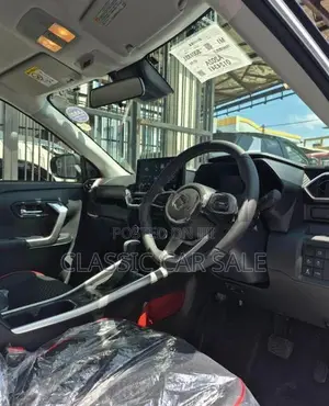 Toyota Raize Z Hybrid 2025