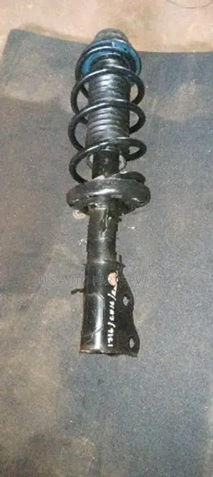 Honda Vezel RU3 Front Shock With Mount L/R
