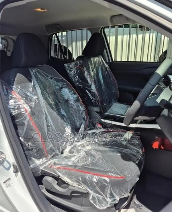 Toyota Raize Z Hybrid 2025