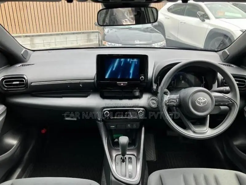 Toyota Yaris G LED Package 2026