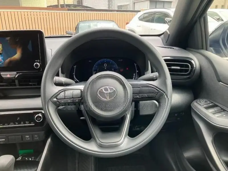Toyota Yaris G LED Package 2026