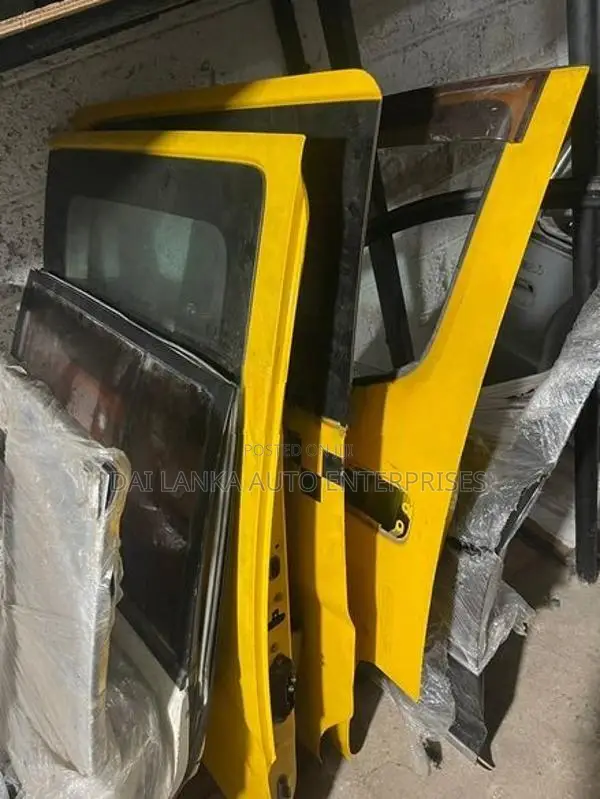 Nissan Vanette NV200 Door Panel