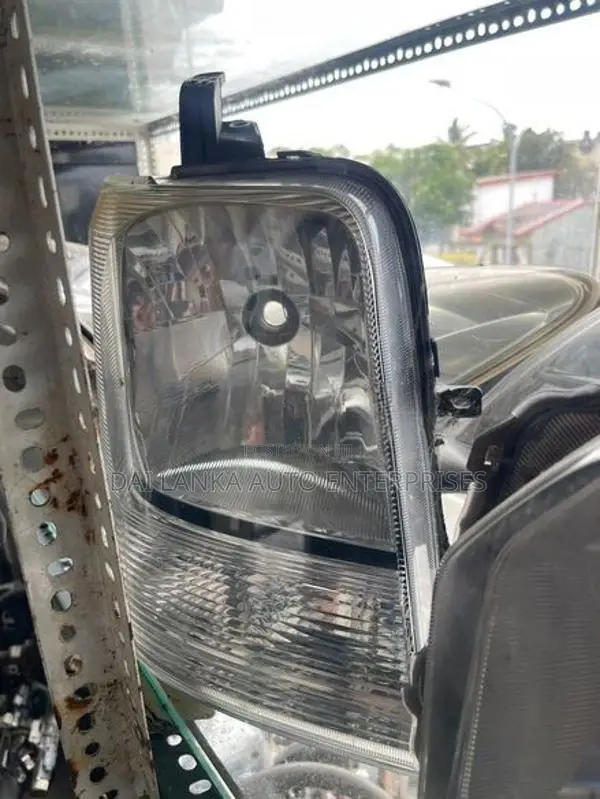 Suzuki Every DA64 Headlight