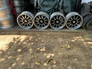 15” Alloy Wheels