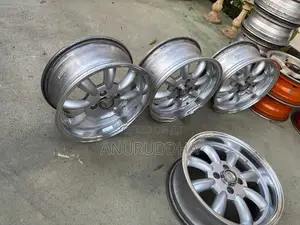 15” Alloy Wheels