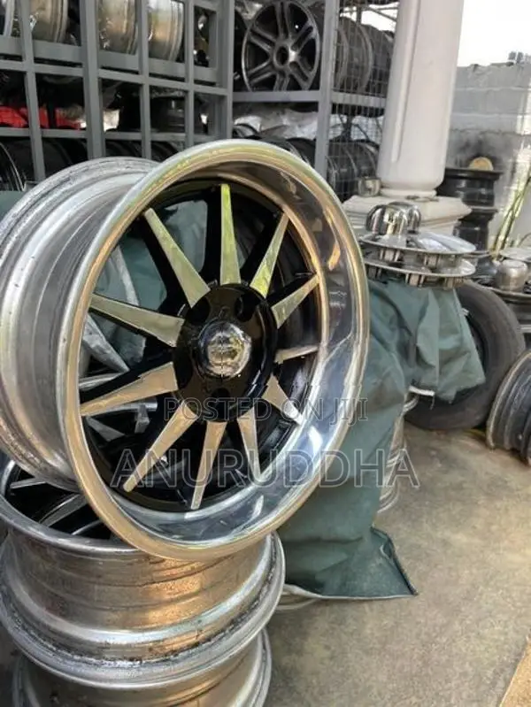 15” Alloy Wheels