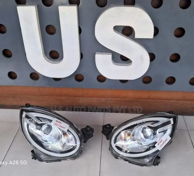 Toyota Passo Moda M700 Head Lamp Left & Right