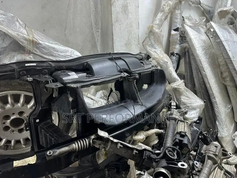 Bmw E90 Nose panel