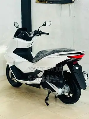 Honda PCX160 2025