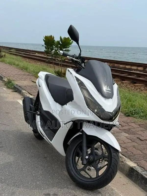 Honda PCX160 2024