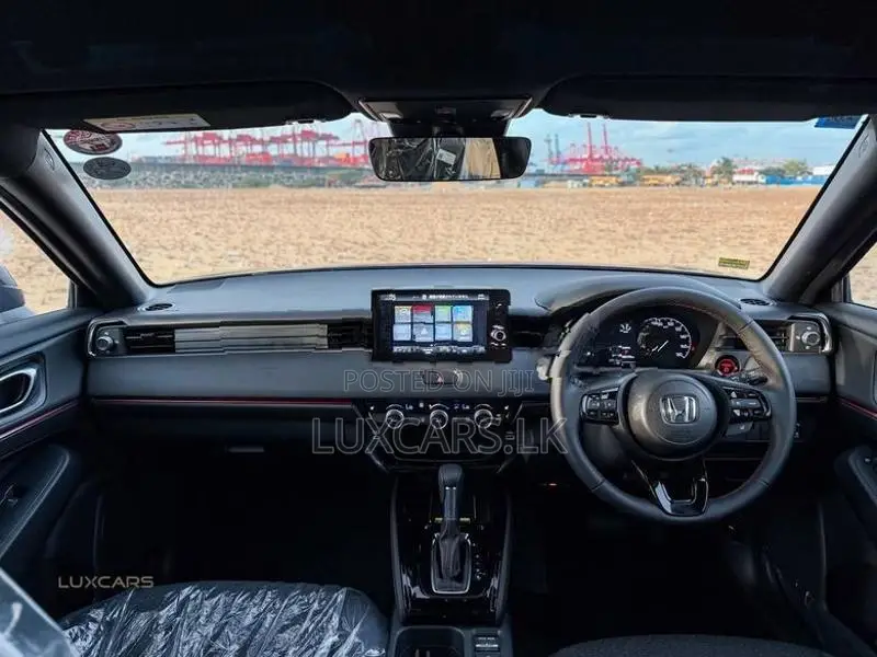 Toyota Yaris Ativ GR 1.5 HEV 2025