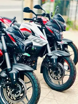 Bajaj CT100 2026