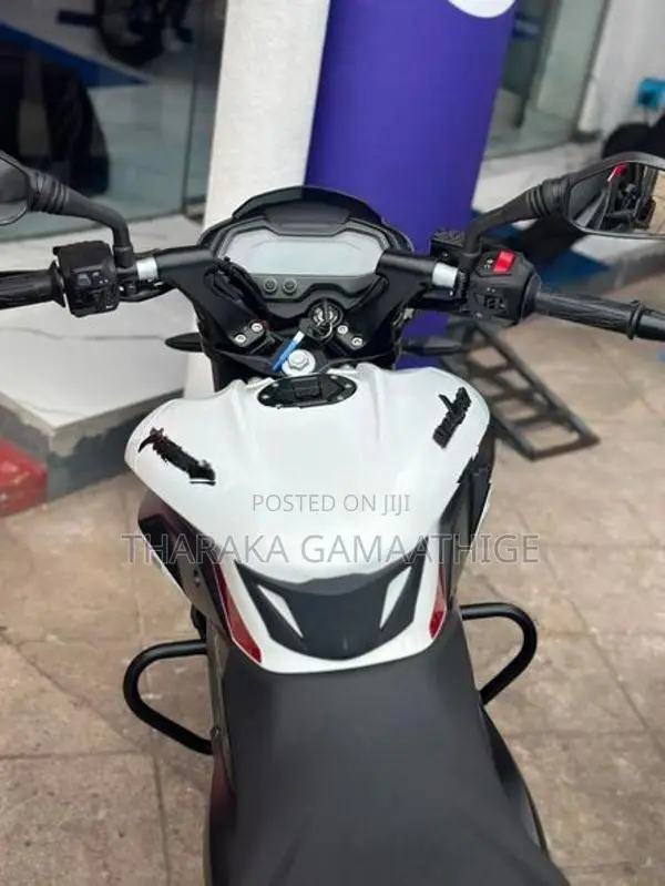 Bajaj CT100 2026