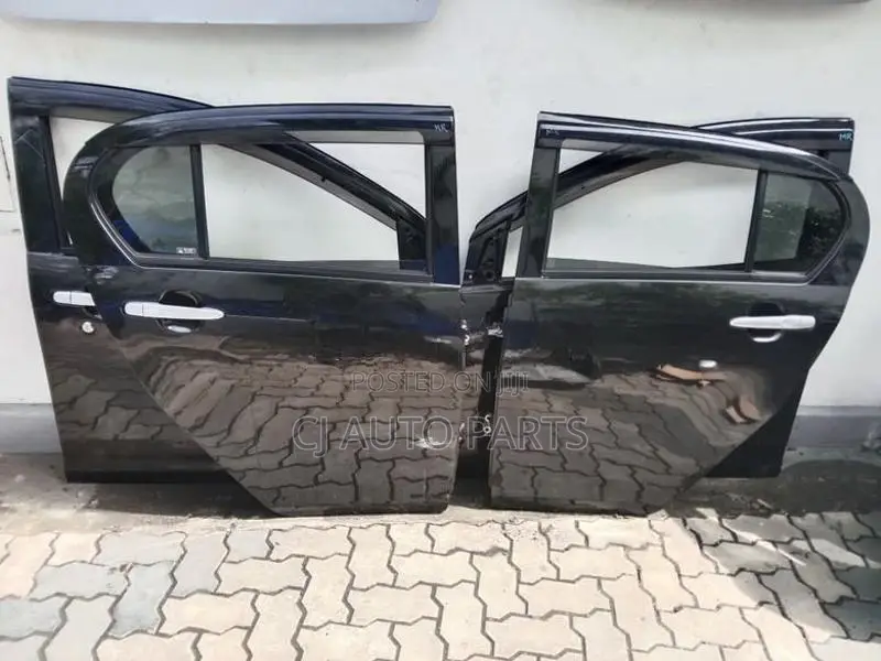 Daihatsu Mira LA300 Door Set and Parts