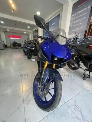 Yamaha R15 R 15 v - 4 2026