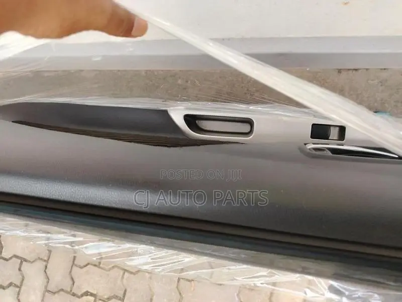 Mitshubishi EK Wagon B11W Door and Parts