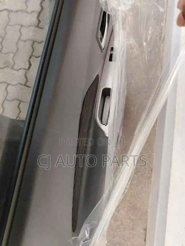 Mitshubishi EK Wagon B11W Door and Parts