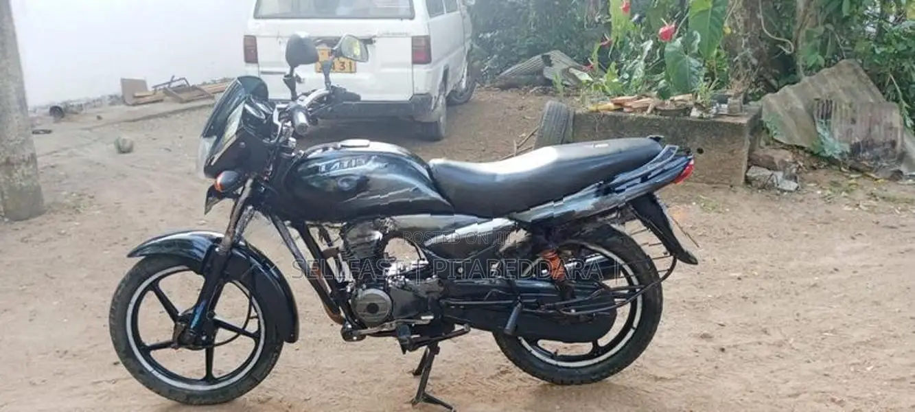Bajaj Platina 100 2013