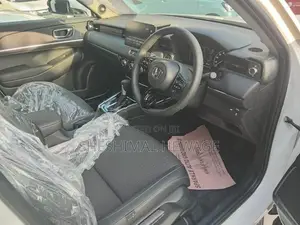Honda Vezel Z Premiun 10 Speaker 2026
