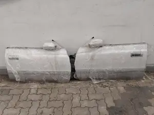 Toyota Mark 2 Cressida X80 Complete Door Set With Side Mirrors