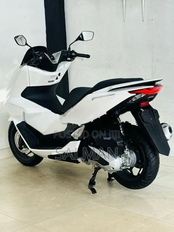 Honda PCX160 BRANDNEW 2026