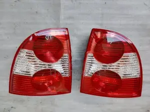 Volkswagen Passat B5 Tail Light Pair