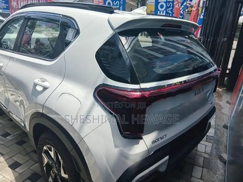 Kia Sonet GTX+ Bose 360 Cam 2026